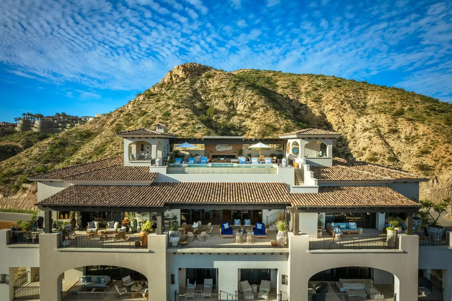 Estate Compounds in Chileno Bay