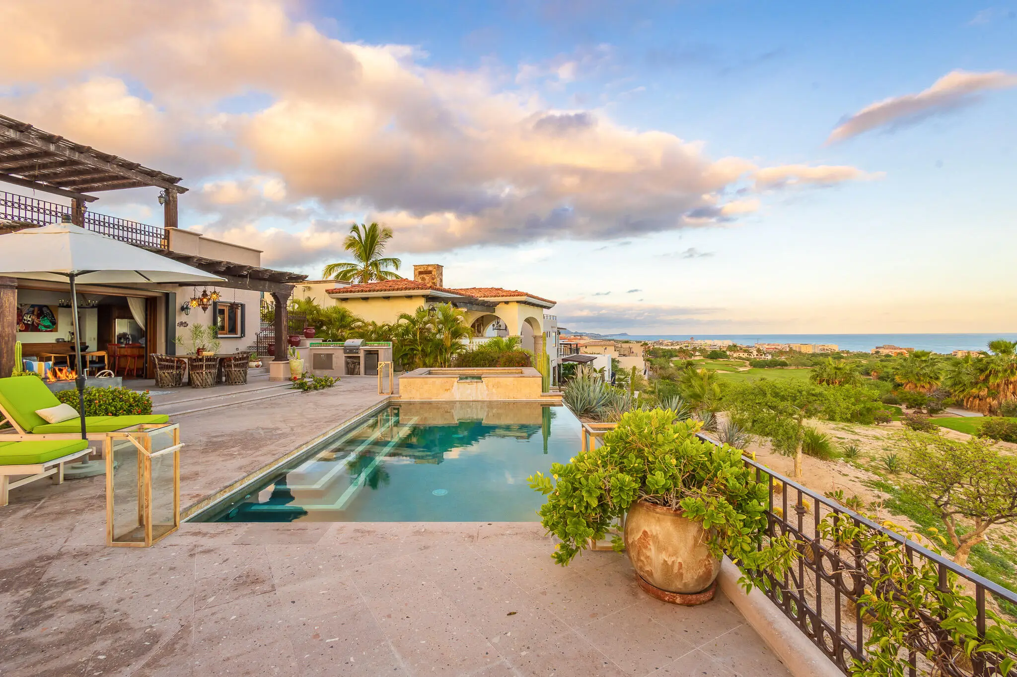 Exclusive Houses in Chileno Bay