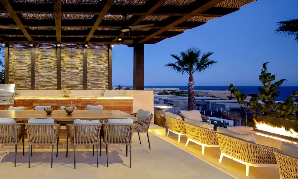 Investment properties in Chileno Bay showcasing luxury ocean-view and beachfront real estate opportunities for 2026 buyers