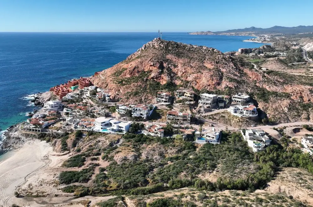 Modern luxury Chileno Bay homes for sale with walkable beach access and seamless indoor-outdoor living